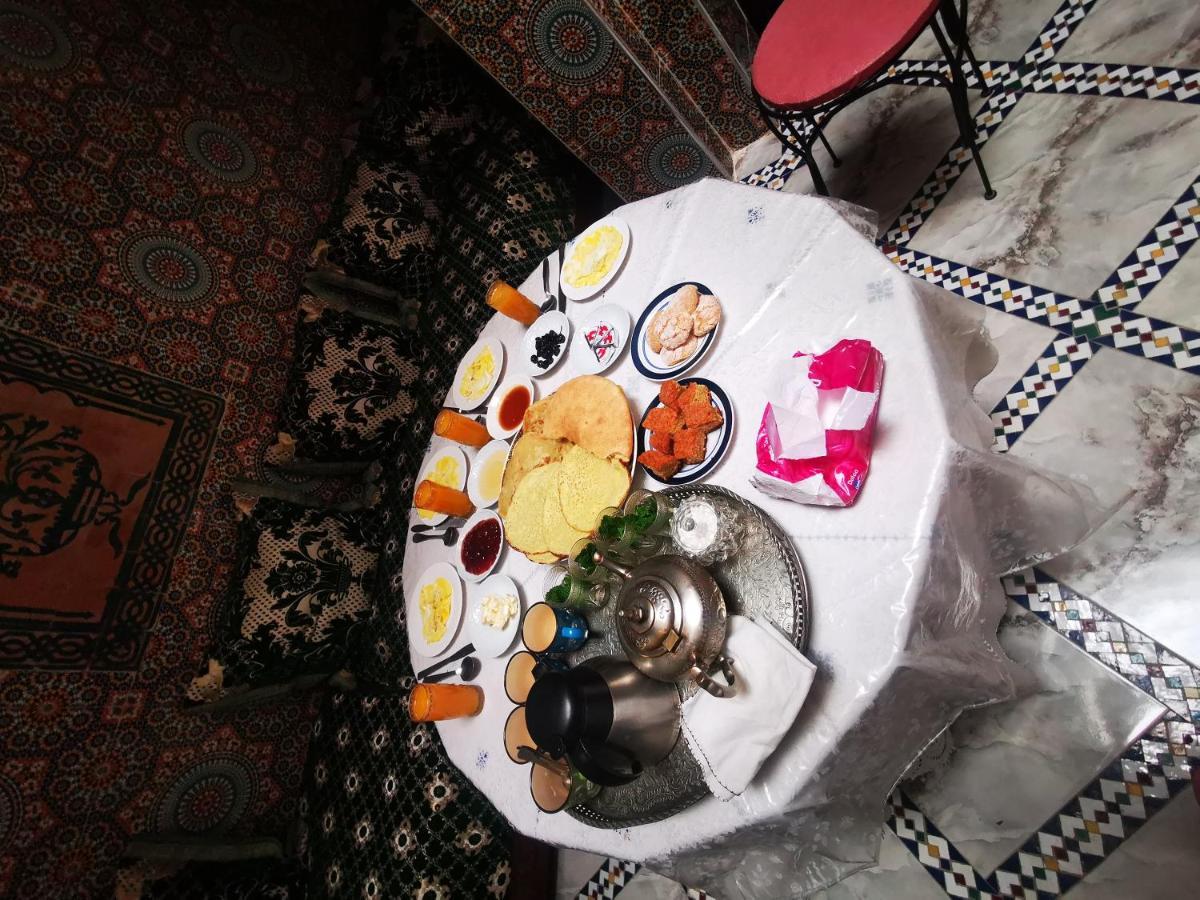 Riad Family Samnoun フェズ エクステリア 写真